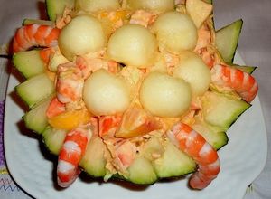 Una foto de Melón relleno con marisco