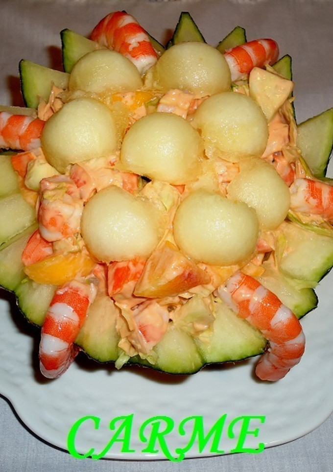 Una foto de Melón relleno con marisco
