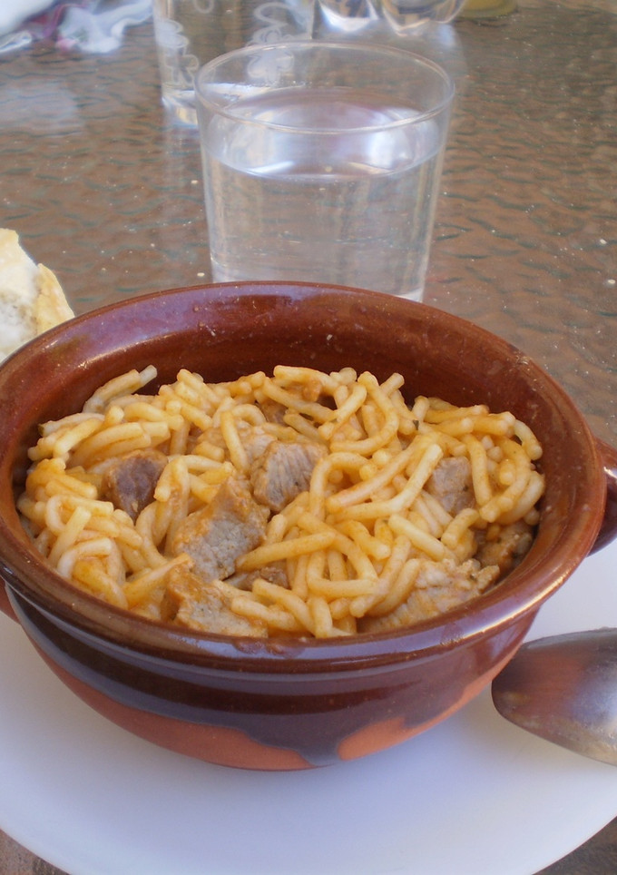 Una foto de Fideos gruesos a la cazuela
