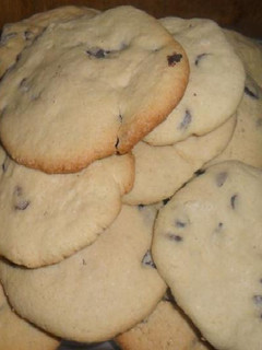 Una foto de Galletitas rápidas con chips de chocolate