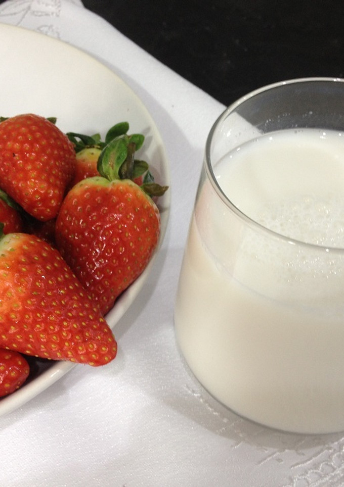 Una foto de Leche de Almendras Re Fácil