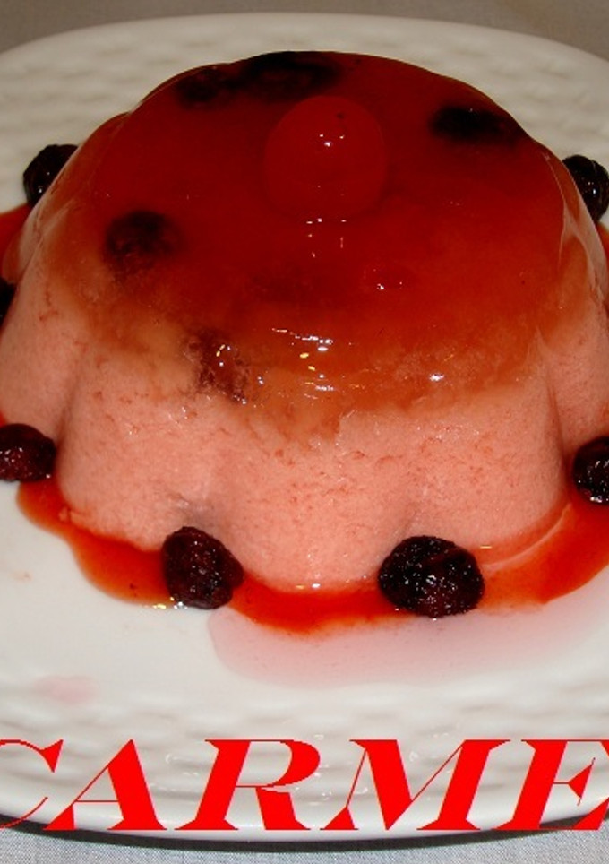 Una foto de Flan de sandia y arándanos