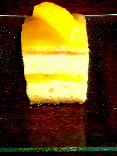 Una foto de Bizcocho de mango y piña