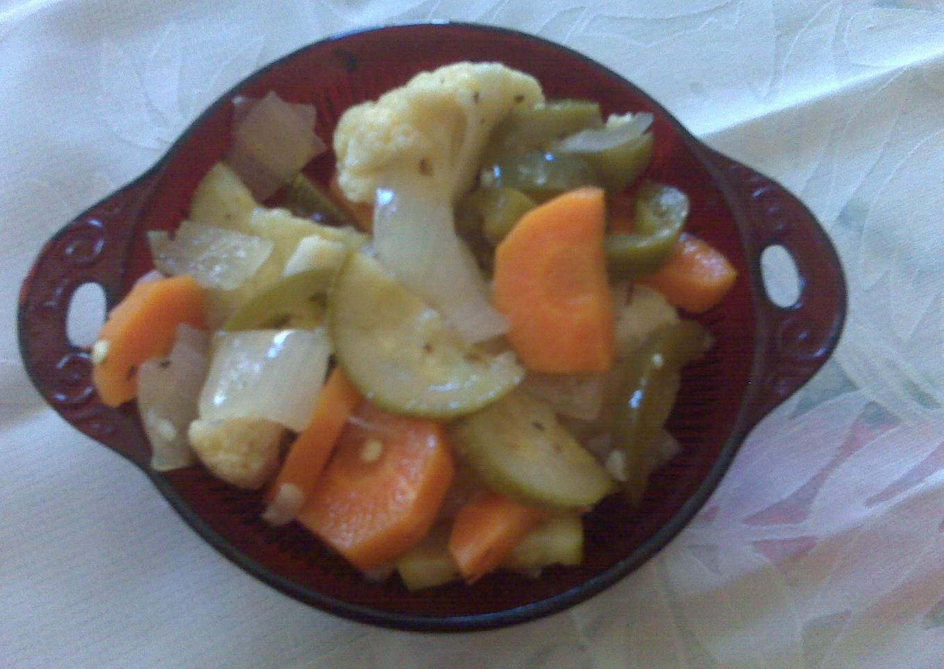 Chiles y verduras en escabeche<br />