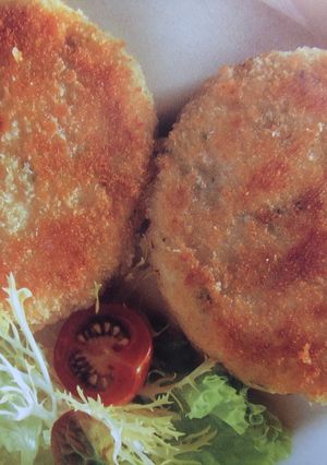 Una foto de Tortitas de salmón y patata