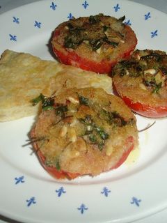 Una foto de Tomates maduros a la provenzal