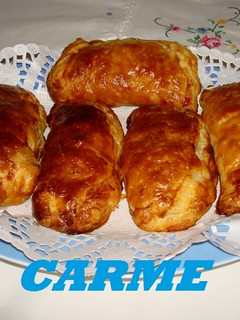 Una foto de Hojaldres de pollo y champiñones