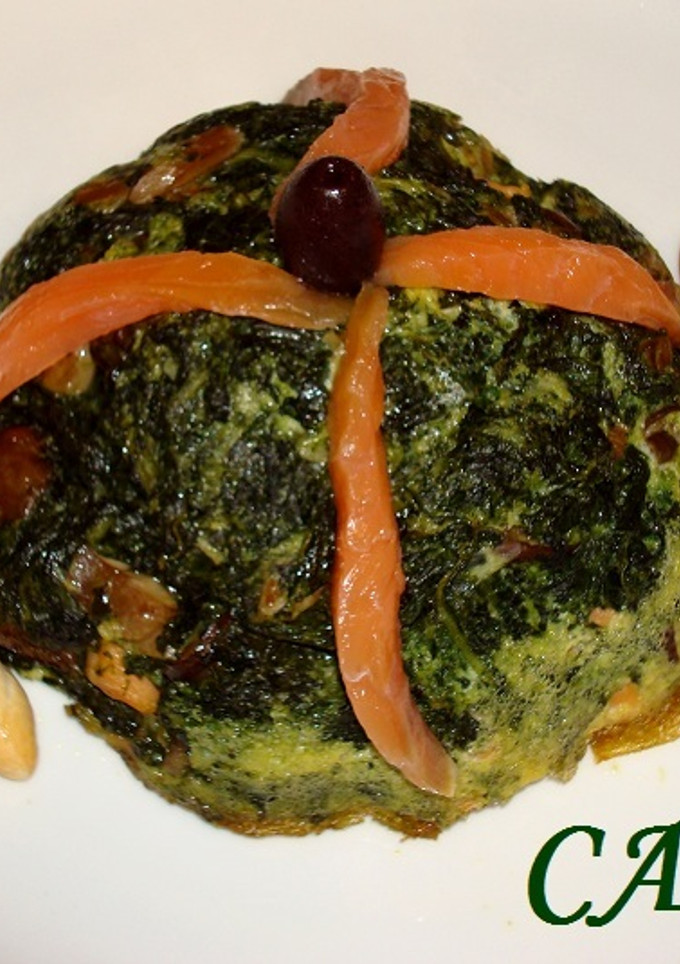 Una foto de Flan de espinacas y salmón