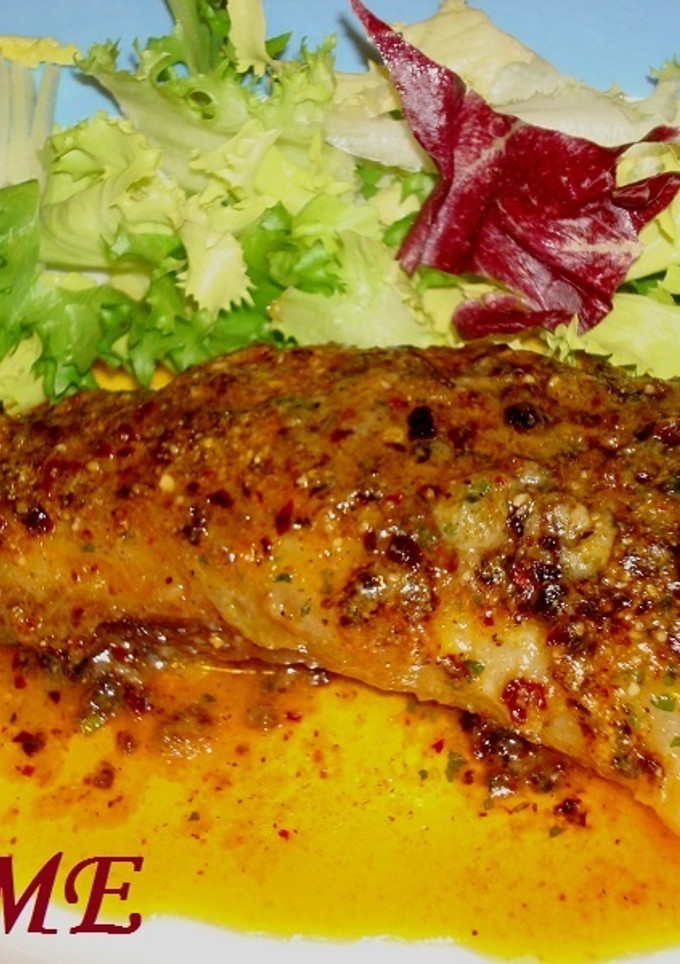 Una foto de Rape gratinado con salsa de ñoras