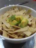 Sopa de tortilla mexicana