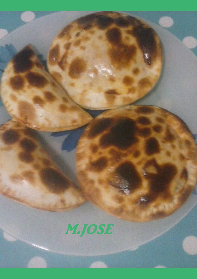 Una foto de Empanadillas de queso con membrillo