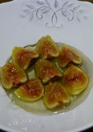 Una foto de Frutas en almíbar
