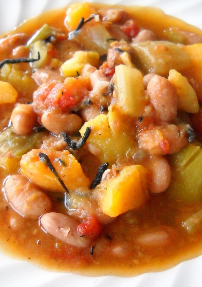Una foto de Judías canela con hijiki, calabacín y calabaza