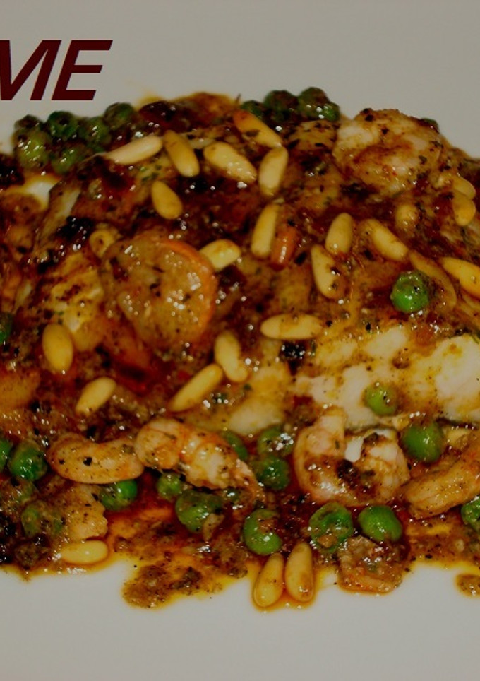 Una foto de Bacalao con gambitas y piñones