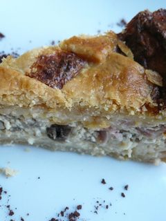Una foto de Pastel salado de champiñon, queso y jamón a mi estilo