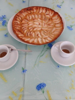 Una foto de Tarta de Manzana en láminas