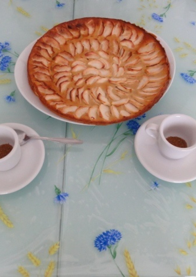Una foto de Tarta de Manzana en láminas