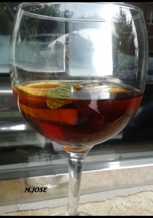 Una foto de Vermut de domingo