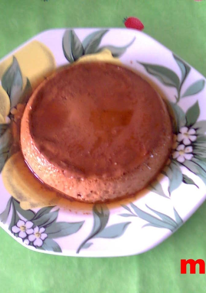 Una foto de Flan casero de huevo