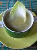 Sopa de endivias y lechuga
