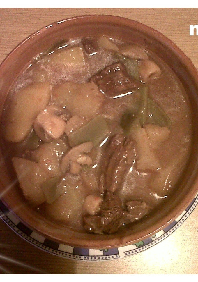 Una foto de Carne con patatas