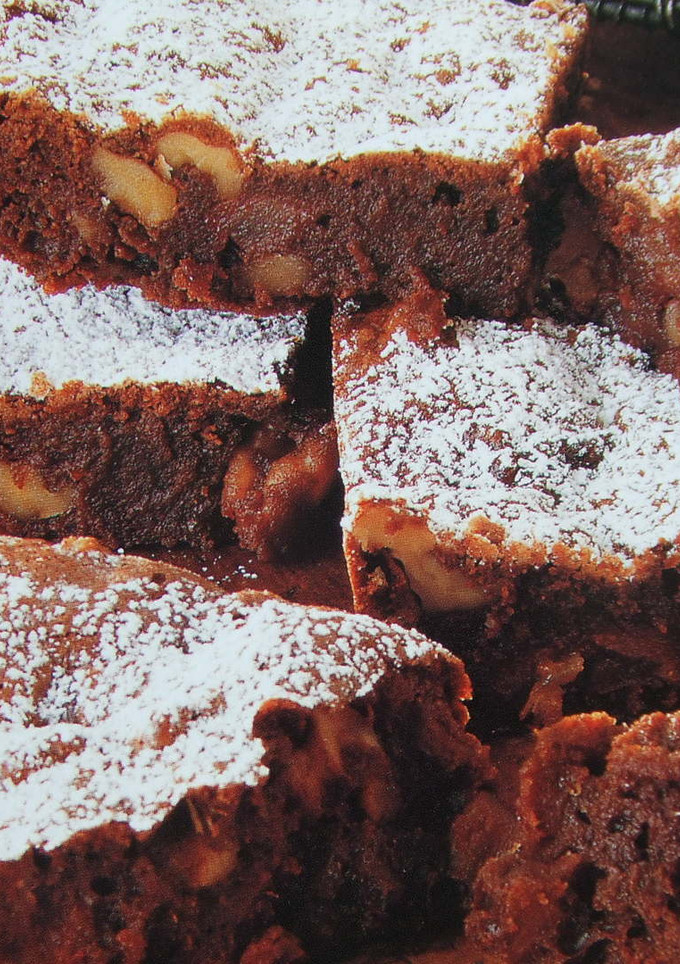 Una foto de Torta argentina de nuez y chocolate