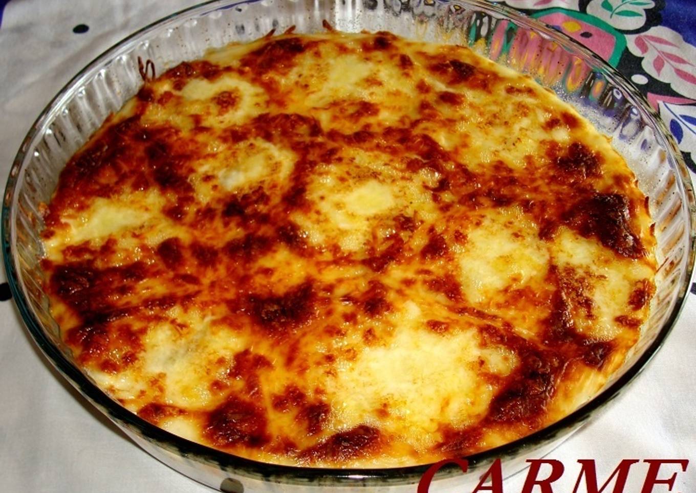 Gratinado de berenjenas con carne y jamón<br />