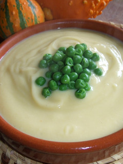 Una foto de Sopa crema de harina de garbanzos