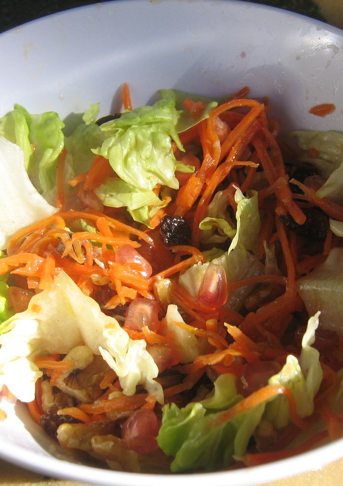 Una foto de Ensalada con frutos de otoño