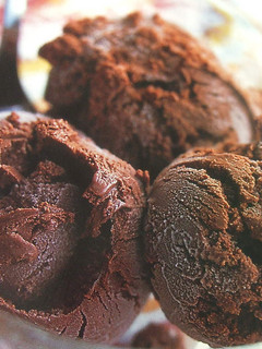 Una foto de Helado de chocolate con su licor