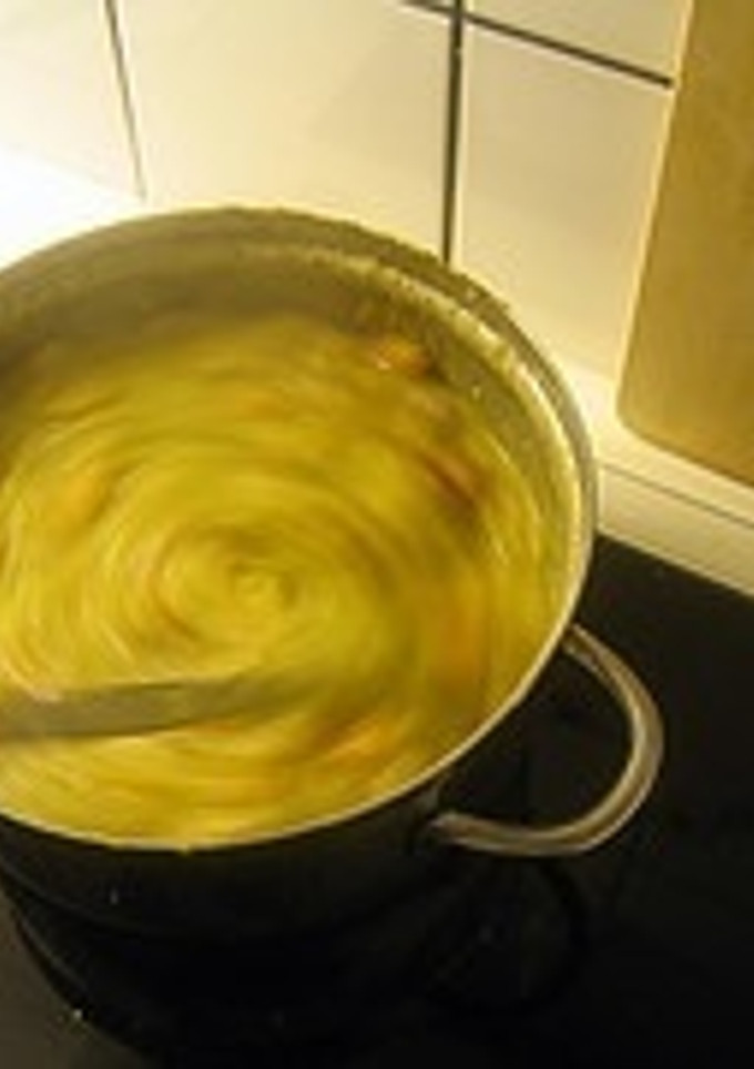 Una foto de Sopa de guisantes (Erwtensoep)
