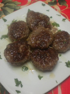 Una foto de Hamburguesas a la hierbas la provenzal