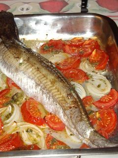 Una foto de Merluza al horno con mis verduritas