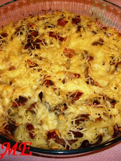 Una foto de Macarrones con salteado de setas y jamón