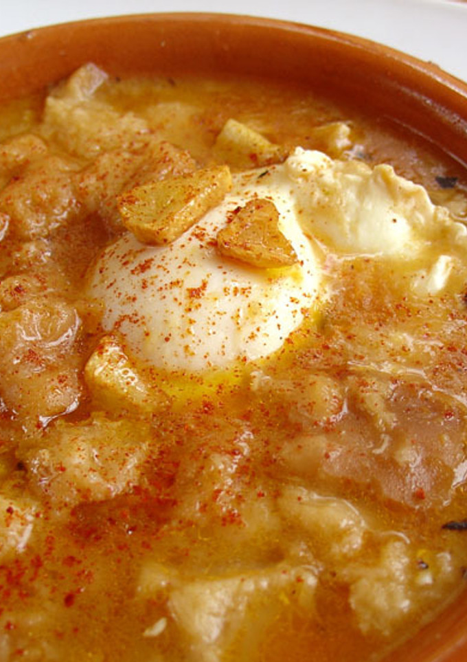 Una foto de Sopa de ajo de mi abuela