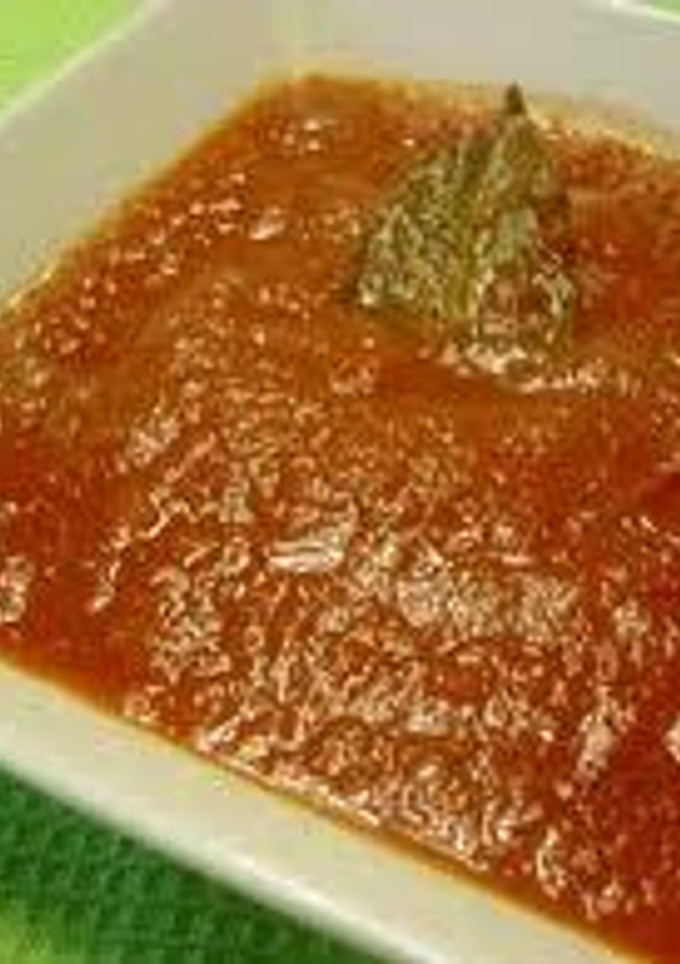 Una foto de Salsa rápida de tomate picante
