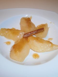 Una foto de Peras con miel y limón