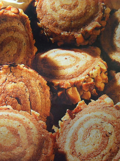 Una foto de Rueditas de chocolate y vainilla con maní