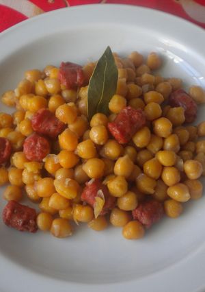 Una foto de Garbanzos con chorizo