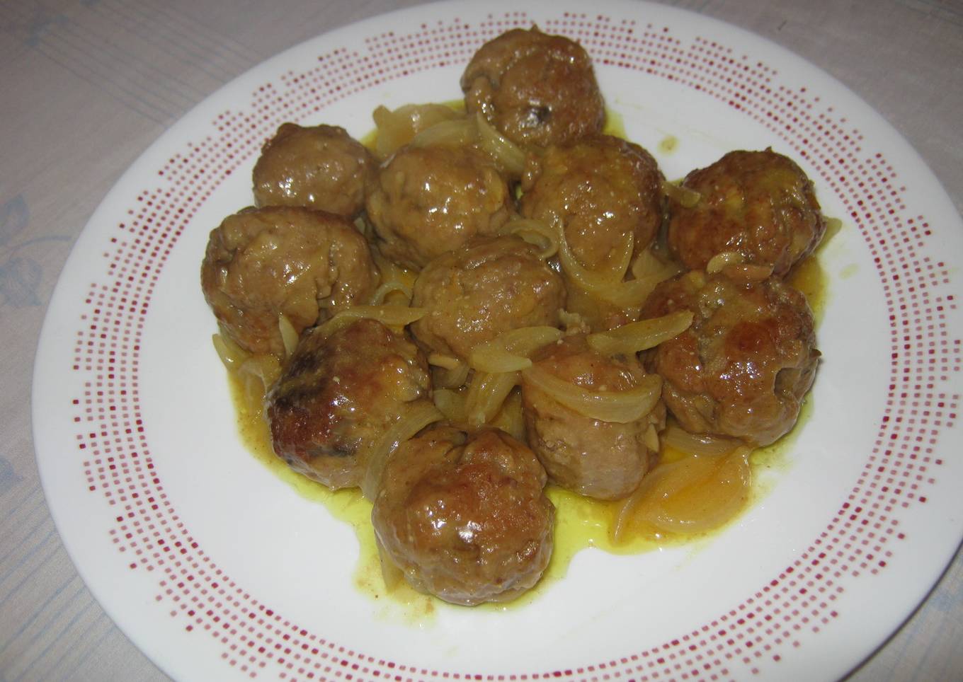 Albóndigas con champiñones al curry<br />