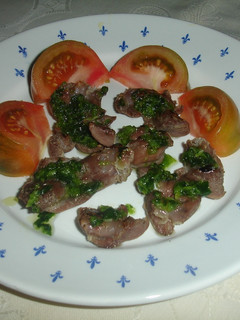 Una foto de Mollejas de pollo plancha con picadillo