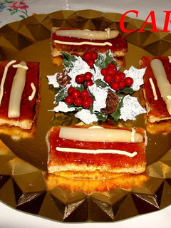 Una foto de Canapés de espárragos y mermelada de tomate