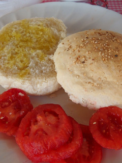 Una foto de Bollitos blancos tipo hamburguesa