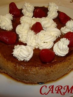 Una foto de Flan de huevo y turrón de café