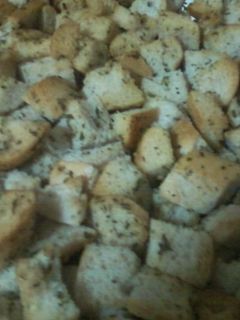 Una foto de Croutons de pan