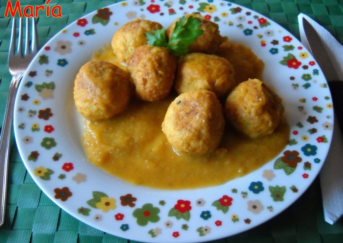 Albóndigas de merluza con calabaza y queso<br />