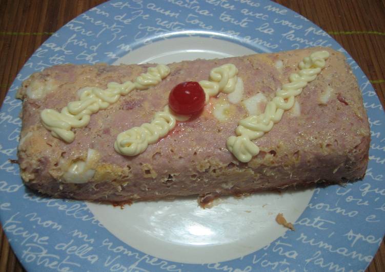 Pastel de carne picada de pollo y baicon