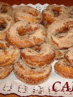 Una foto de Roscos fritos caseros