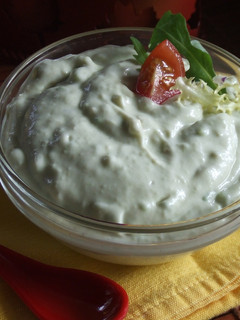 Una foto de Mayonesa de aguacate con yogur