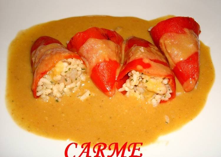 Pimientos rellenos de arroz y langostinos